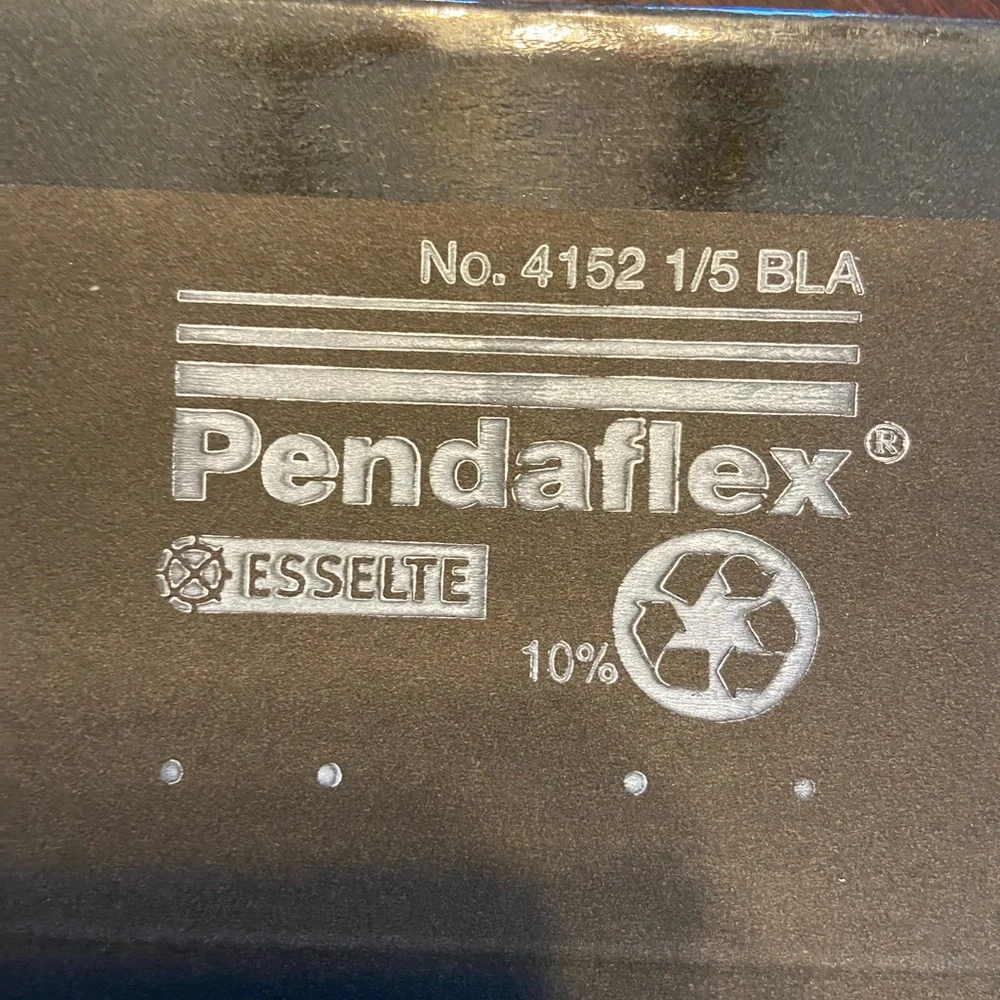 12 Pendaflex Black File Folder